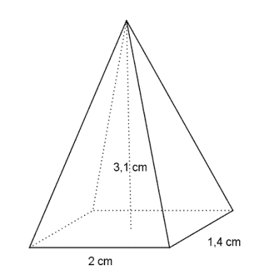 Pyramide med rektangulær grunnflate. Lengden i rektanglet er 2 cm og bredden 1,4 cm. Høyden i pyramiden er på 3,1 cm.